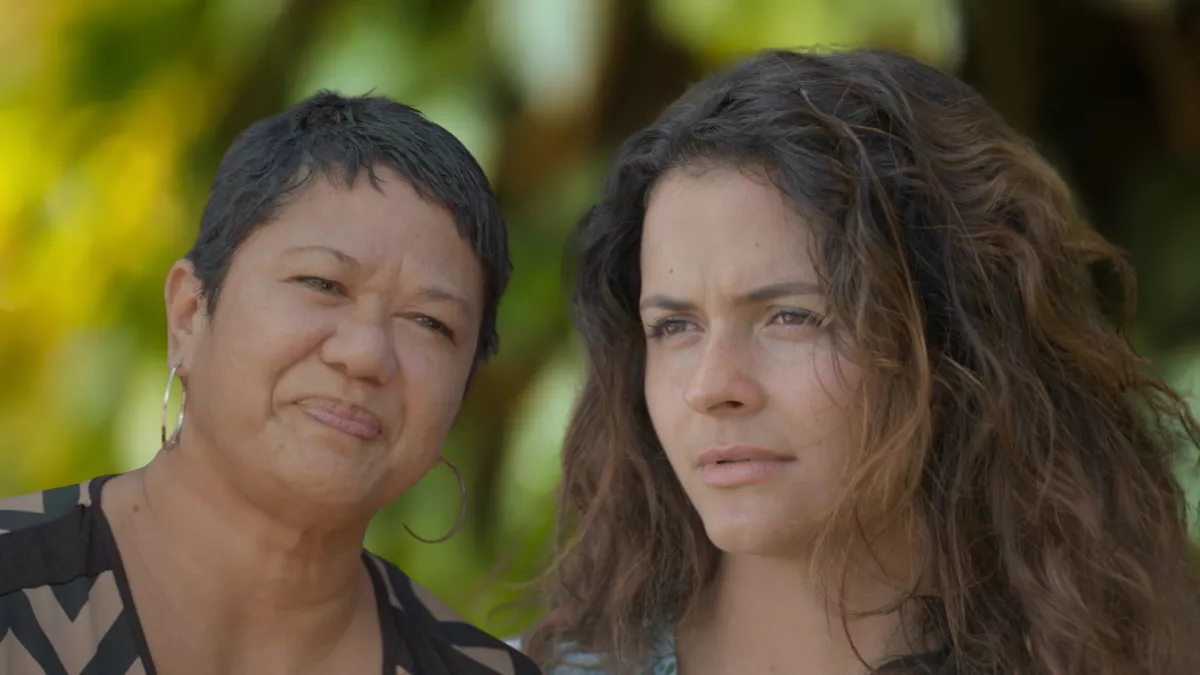 ELLES - vahine maohi