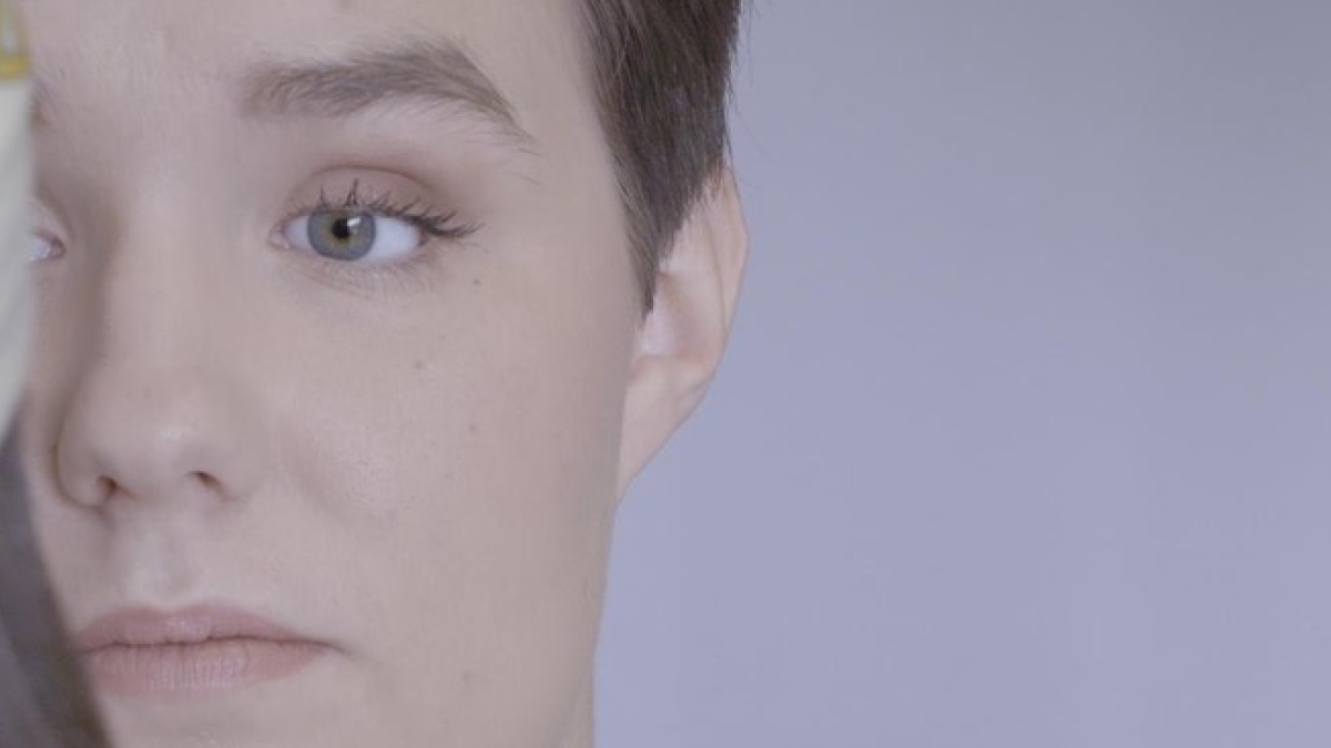 "Dans les yeux de Juliette", portrait d'une jeune adulte qui fait de ses handicaps une force "Dans les yeux de Juliette", portrait d'une jeune addulte qui fait de ses handicaps une force