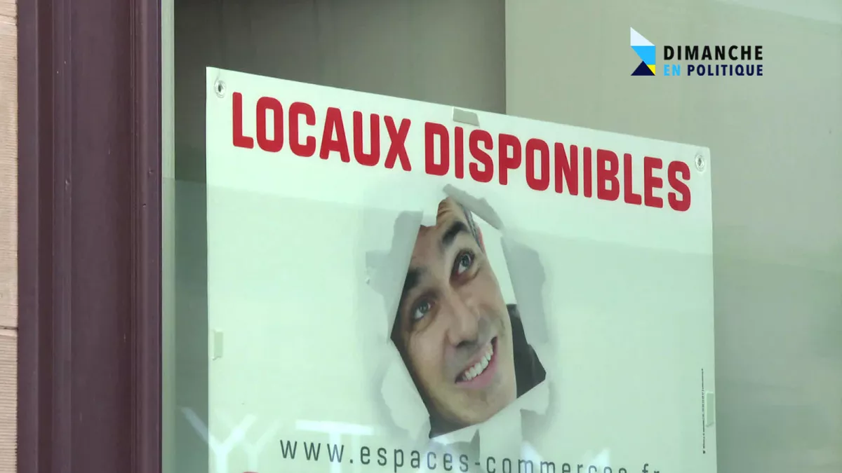 Dimanche en politique - © FTV Commerce fermé avec une pancarte "Locaux disponibles"