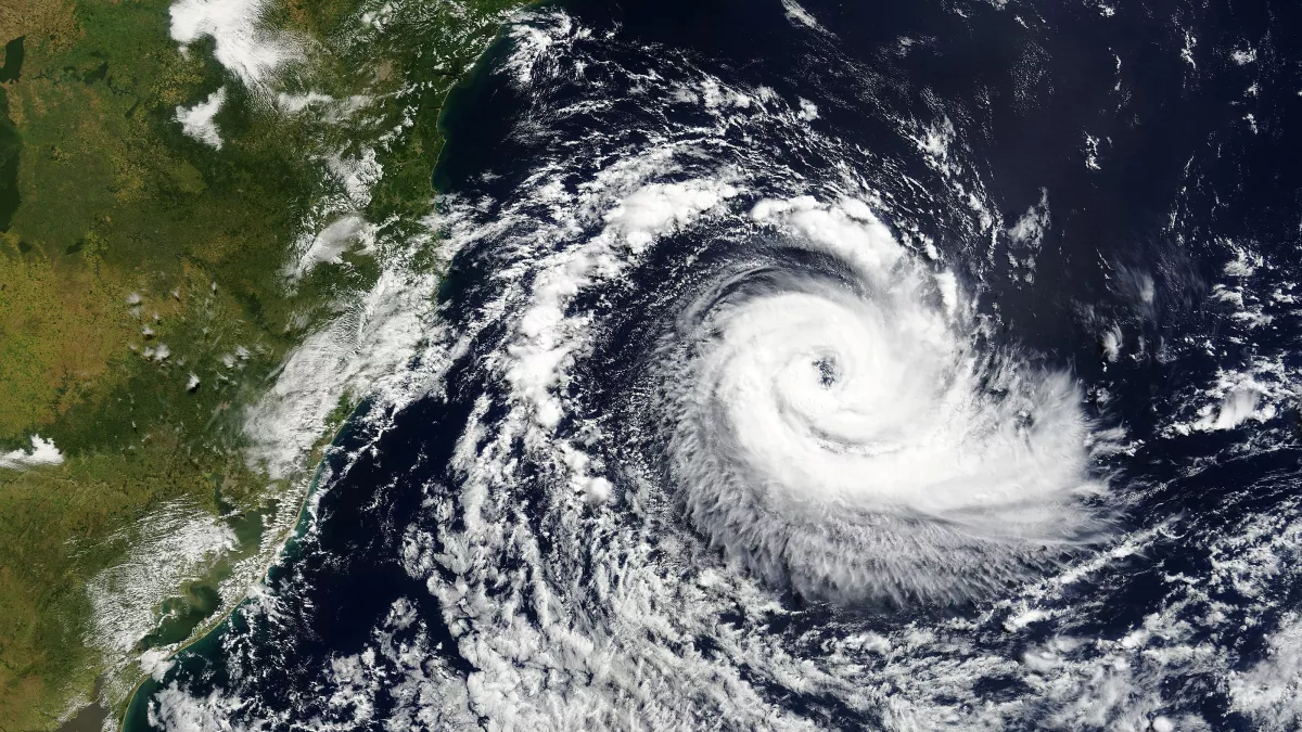illustration cyclone