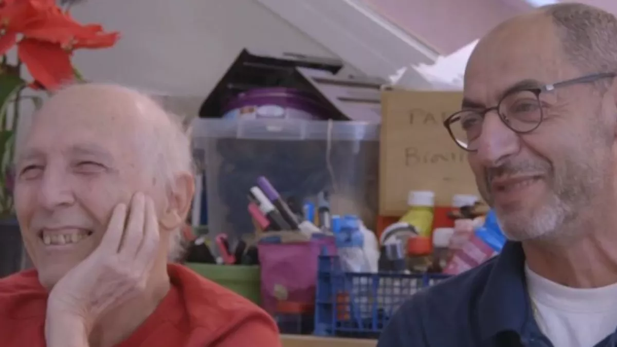 "Ici et maintenant", un film de Camille Morhange Résidents dans un centre de soins palliatifs