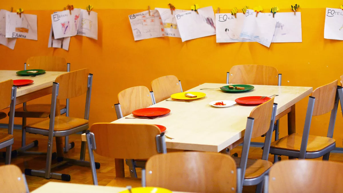 Ça bouillonne dans nos assiettes : Enquêtes de région Ça bouillonne dans nos assiettes : Enquêtes de région