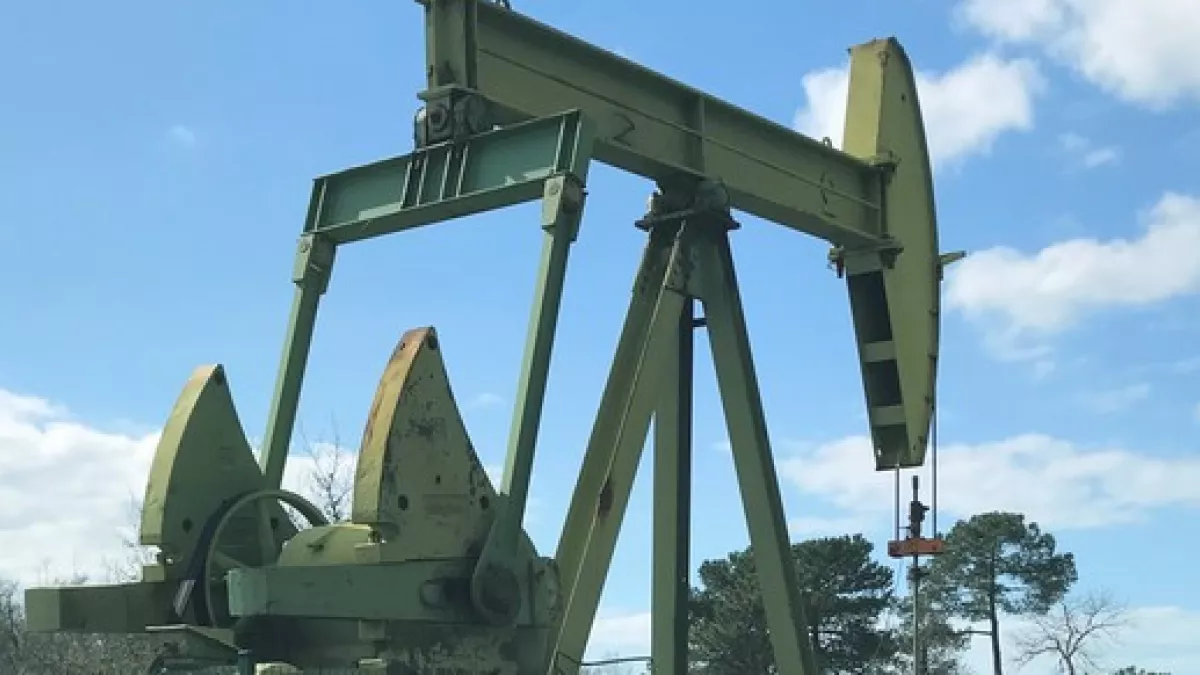 puits de pétrole de Parentis en Born puits de pétrole de Parentis en Born