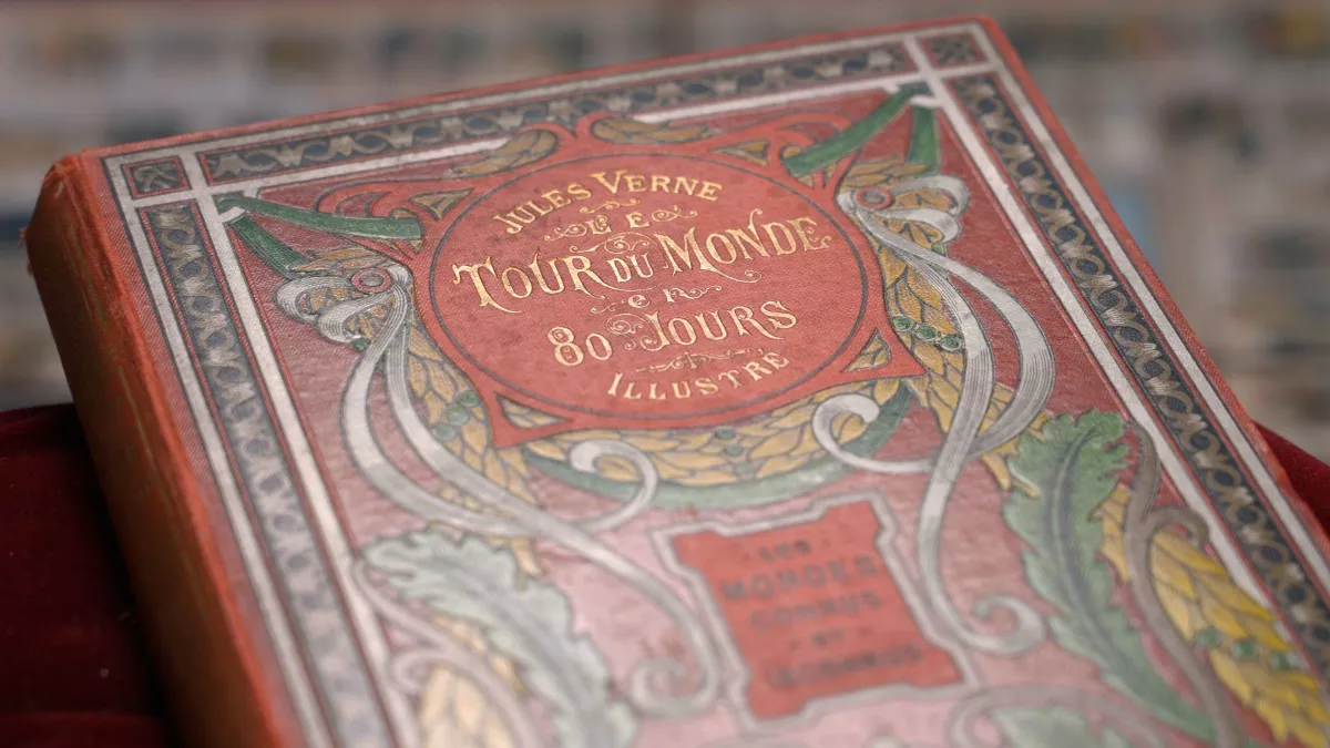 JULES VERNE