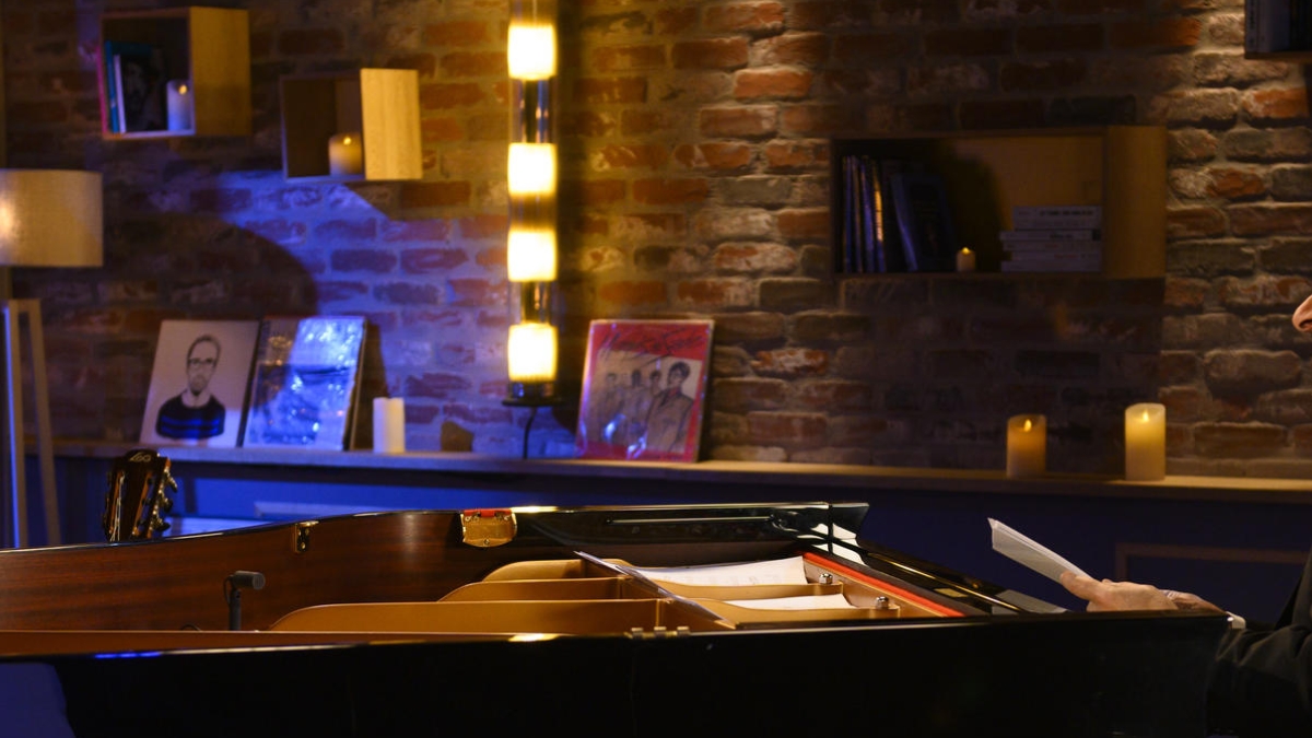 La Vie Secrète Des Chansons Saison 6 La Vie secrète des chansons de Pierre Perret | FranceTvPro.fr