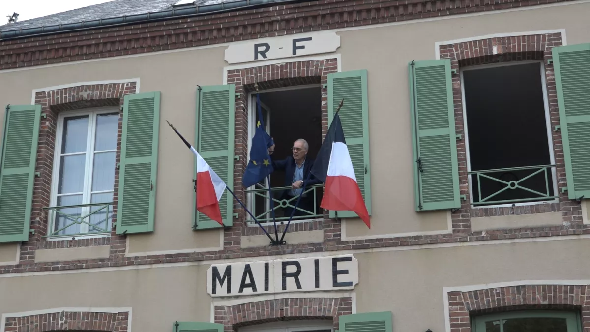 La mairie de mon village, à l'heure de la dissolution