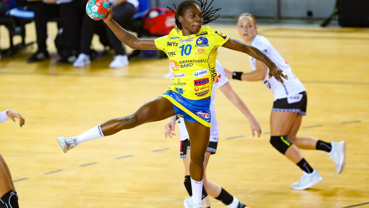 METZ HAND Méline NOCANDY 2 CREDIT Icon LFH METZ HAND Méline NOCANDY 2 CREDIT Icon LFH