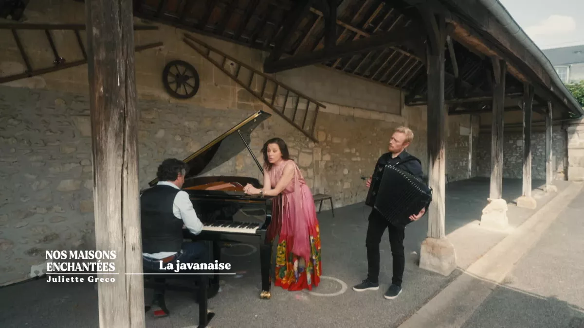 Tina Arena chante La Javanaise