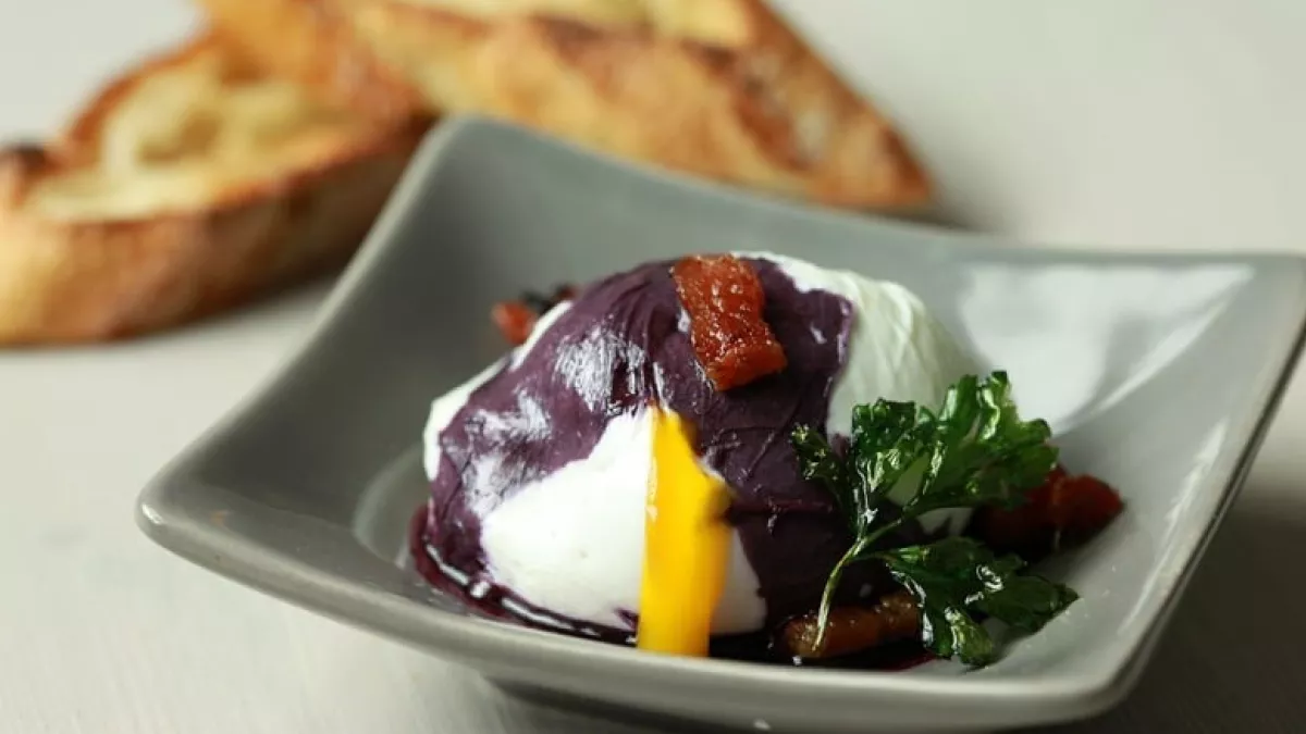 C'EST SUCCULENT ! L'OEUF MEURETTE