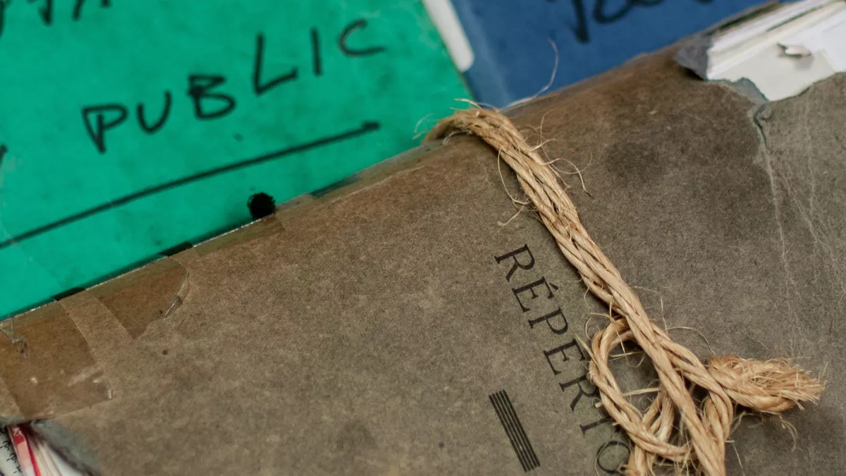 On préfèrerait tous écrire des lettres d'amour - sénior power CREDIT Temps noir On préfèrerait tous écrire des lettres d'amour - sénior power CREDIT Temps noir