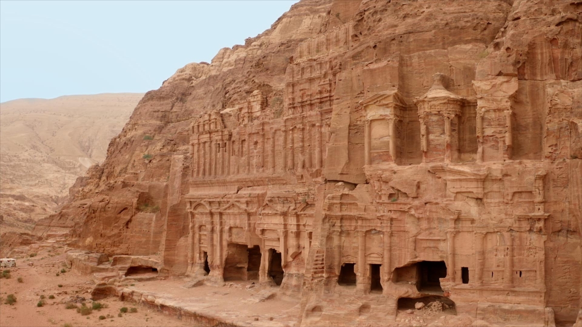 Expedition Unknown 2024 Petra Israel Emelda Jacinda