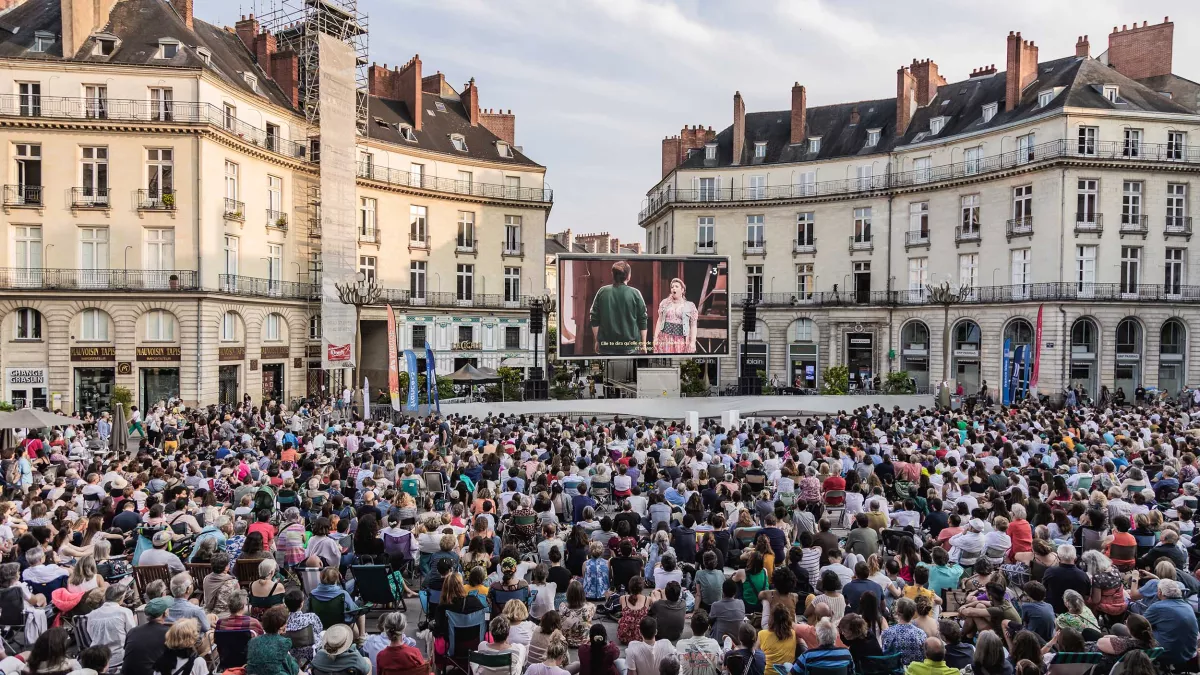 Opéra sur écrans