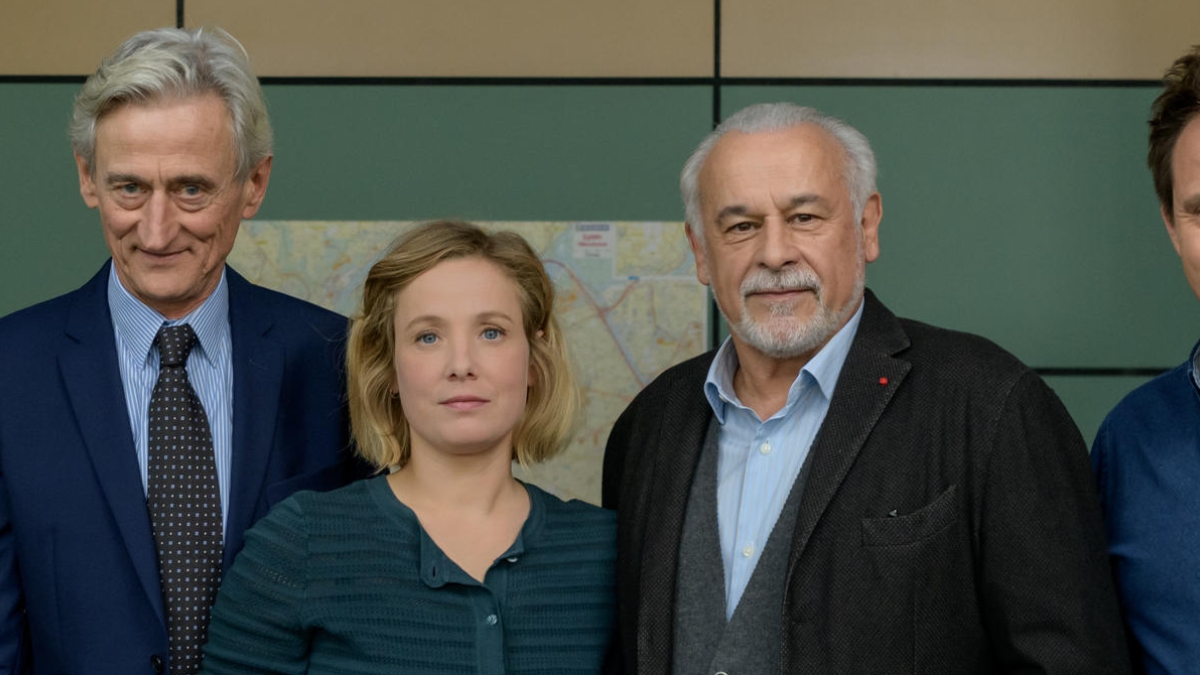 Mongeville Le Bal Des Tartuffes Distribution Complete MONGEVILLE : LE BAL DES TARTUFFES | FranceTvPro.fr