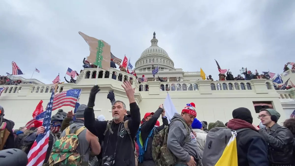 ÉTATS-UNIS: AUX FRONTIÈRES DE LA VIOLENCE