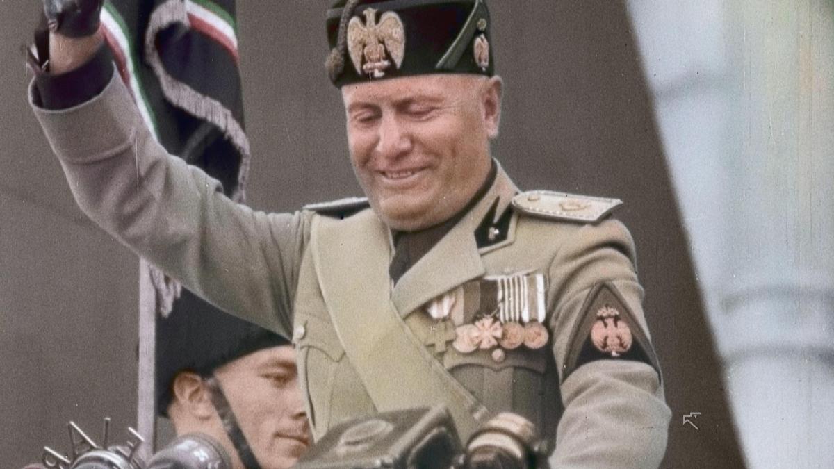 Mussolini, le premier fasciste © Histodoc