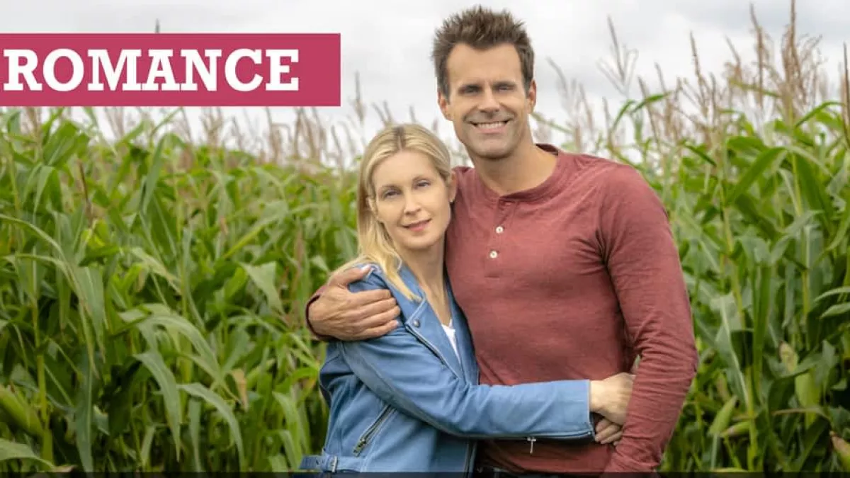 Romance old school pour maman cool Veuve depuis quelques années, Amy accompagne sa fille, Cara, qui fait sa première rentrée à l'université. Sur place, elle décroche un travail : organiser le Festival des moissons du campus. Puis elle fait la connaissance de Noah, un professeur passionné de voyages avec qui elle va devoir travailler...