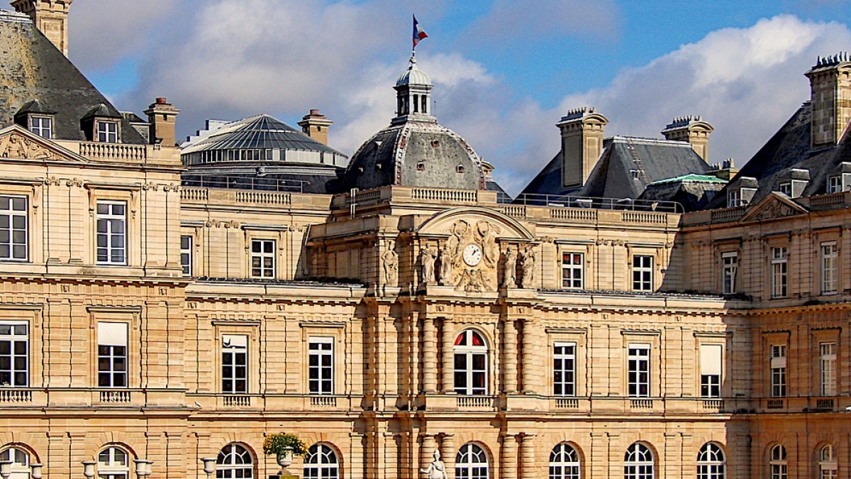 Si Les Murs De La Maison Blanche Pouvaient Parler Si les murs du Palais du Sénat pouvaient parler | FranceTvPro.fr