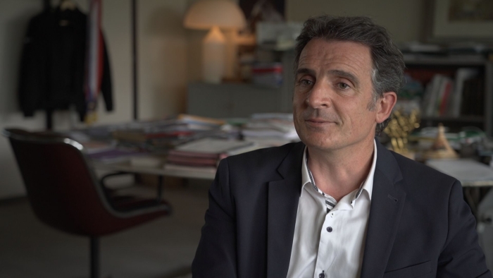 Présidentielles 2022 : la campagne de Yannick Jadot et des écologistes - Page 2 ERIC%20PIOLLE%2C%20LE%20PELERIN%20VERT%20%C2%A9%2013%20Prods%206