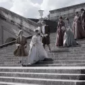 Thomas SOLIVERES (Voltaire), Loriane Karolina KLÜPSCH (LA REINE)