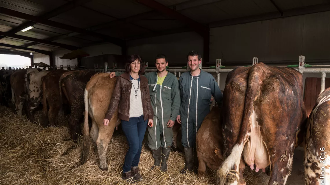 Muriel chez les éleveurs Fabrice et Jérémy