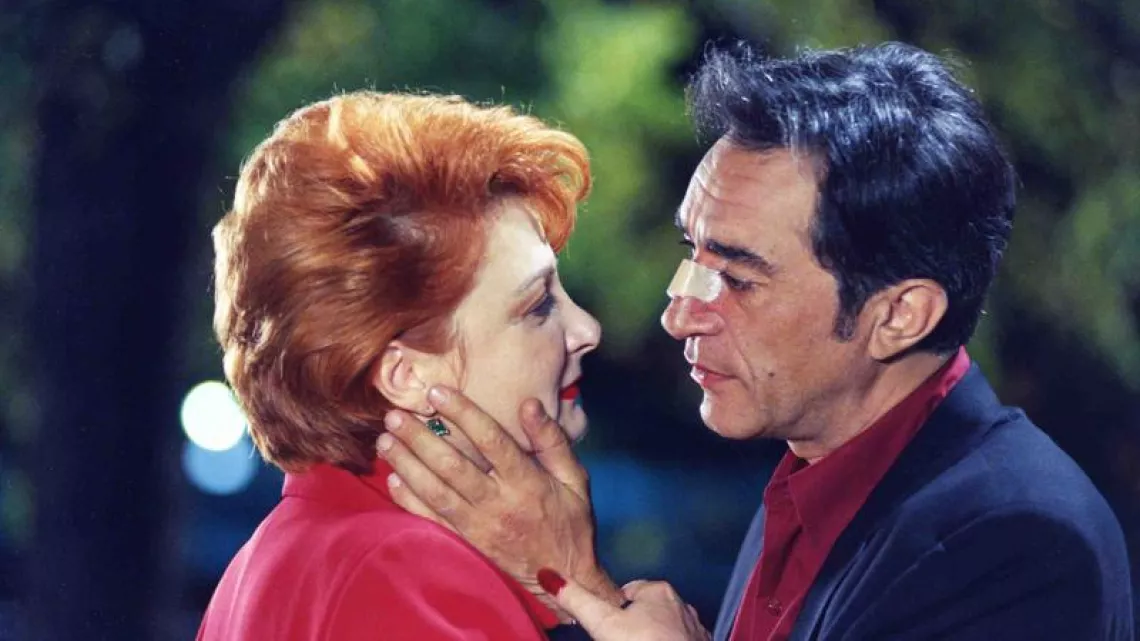 UN GRAND CRI D'AMOUR - REUNION 1ERE