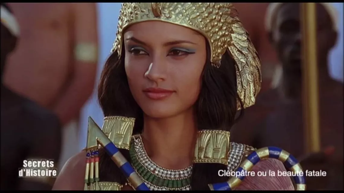 REUNION 1ERE - SECRETS D'HISTOIRE : CLEOPATRE OU LA BEAUTE FATALE