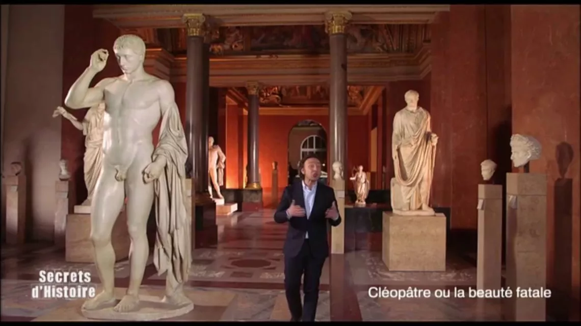 REUNION 1ERE - SECRETS D'HISTOIRE : CLEOPATRE OU LA BEAUTE FATALE