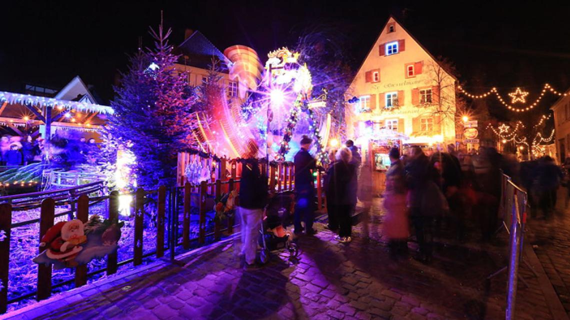 Marché de Noël à Colmar ©  Questa_ta CC-BY-02