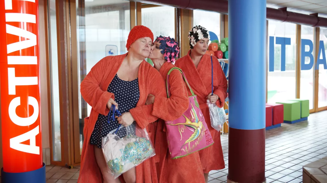 MINCE ALORS ! FILM DE CHARLOTTE DE TURCKHEIM AVEC LOLA DEWAERE, VICTORIA ABRIL… #REUNION 1ERE