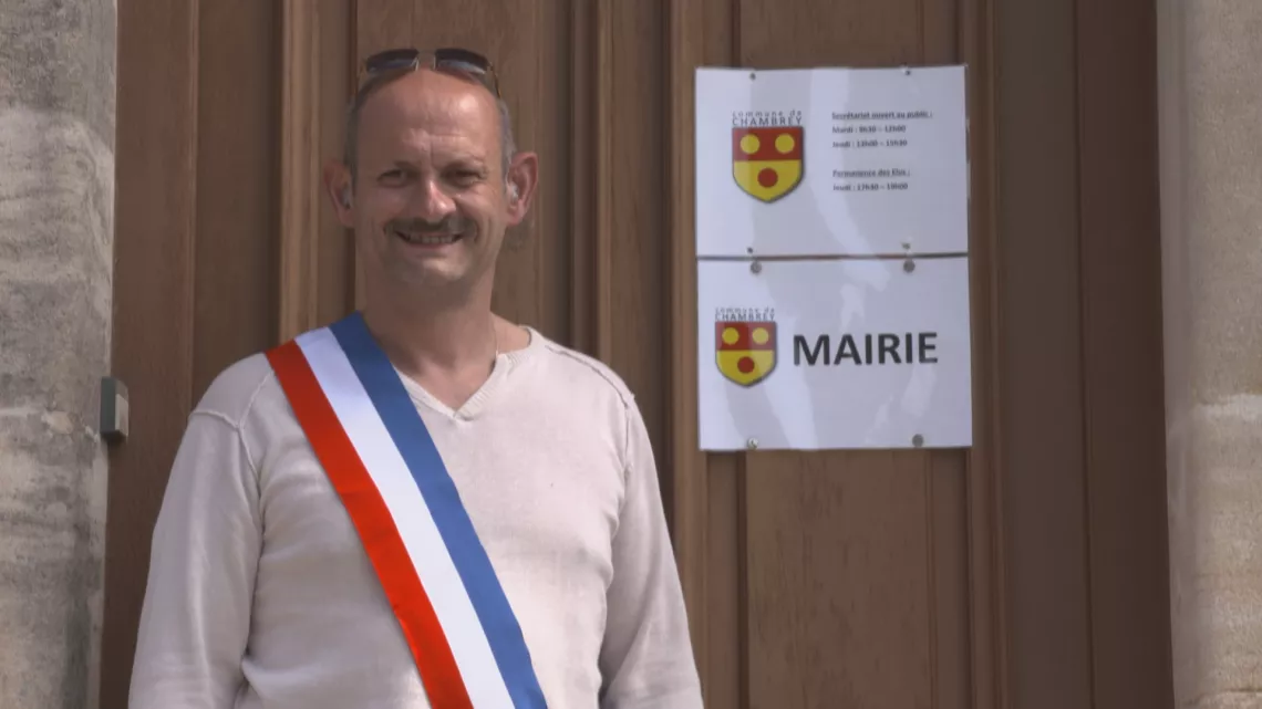 Monsieur le maire ! 