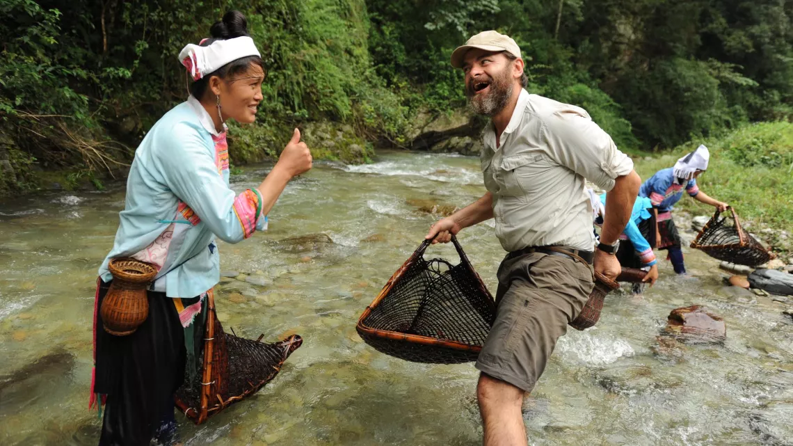 RENDEZ-VOUS EN TERRE INCONNUE - CLOVIS CORNILLAC CHEZ LES MIAO