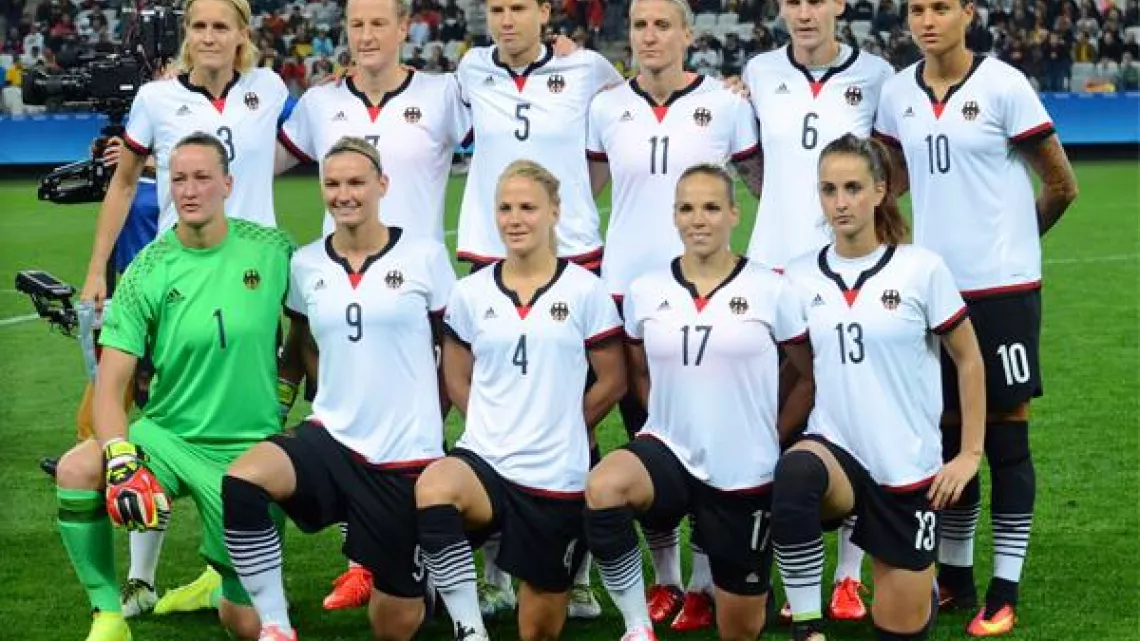 FOOTBALL FÉMININ - FRANCE / ALLEMAGNE