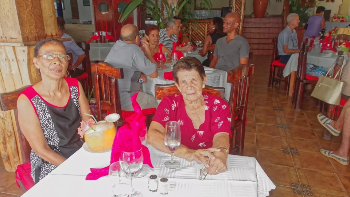 DIGUE DIGUE A MWAN : Cousins Cousines