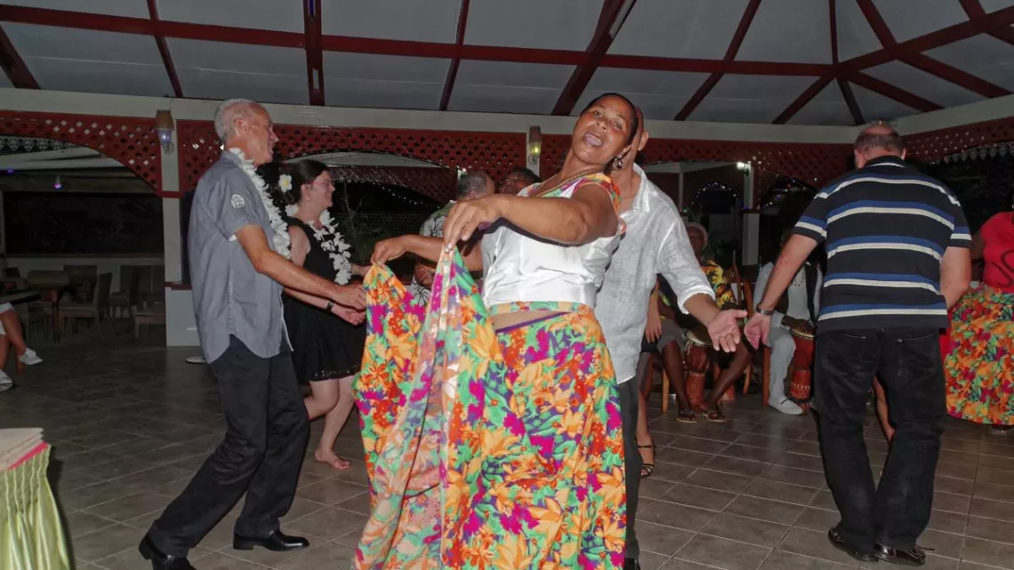 DIGUE DIGUE A MWAN : Cousins Cousines