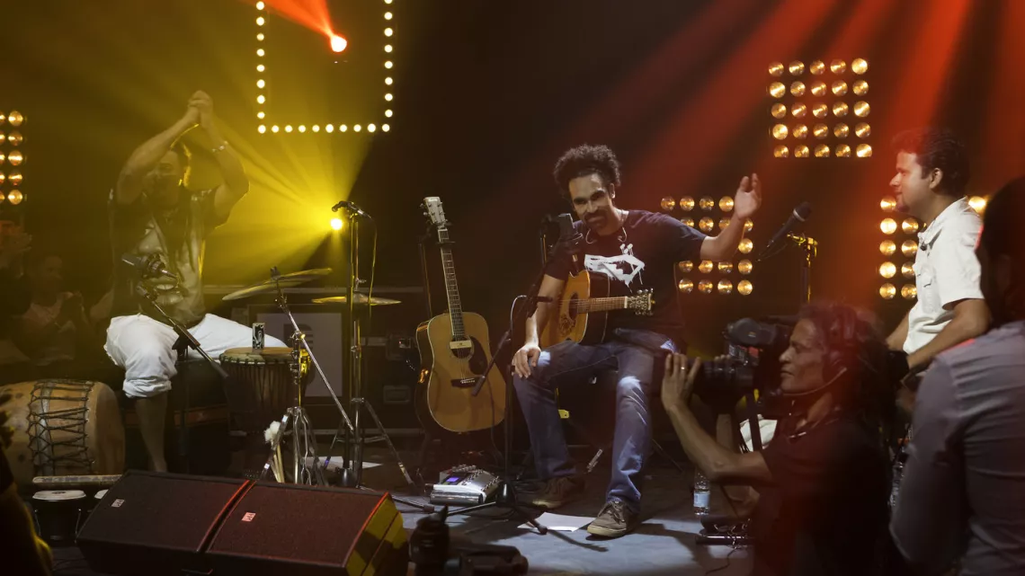 BLACK BOX SESSIONS- TIAS EN CONCERT