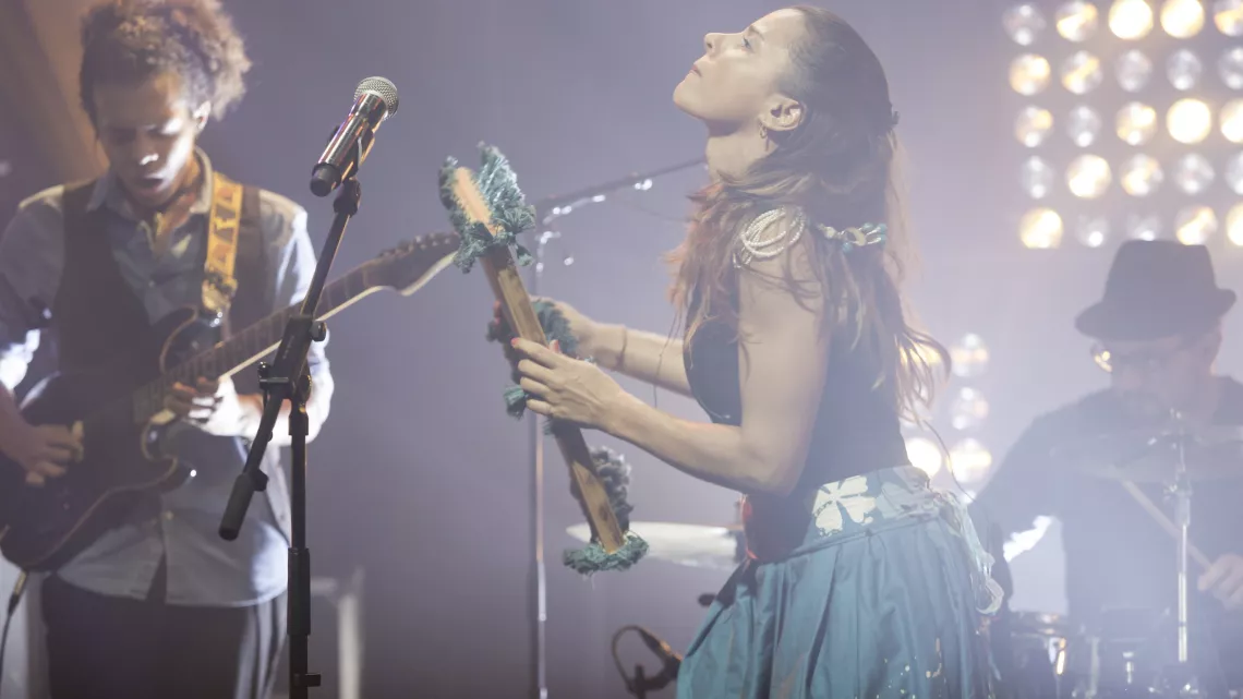BLACK BOX SESSIONS SAISON 1- TINE POPPY EN CONCERT
