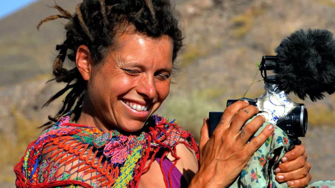 MAMAN, C'EST ENCORE LOIN LE DESERT ?