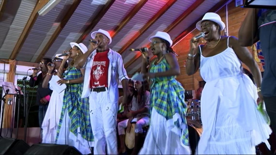 Chanté Nwel : le groupe Rasinn' Nwel