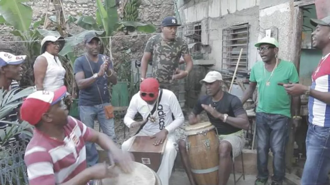 AHINAMA ! LINDIGO A CUBA