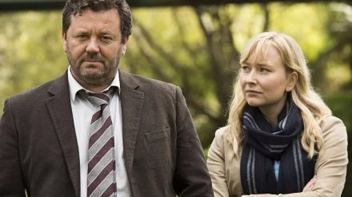 BROKENWOOD SAISON 3  #REUNION 1ERE