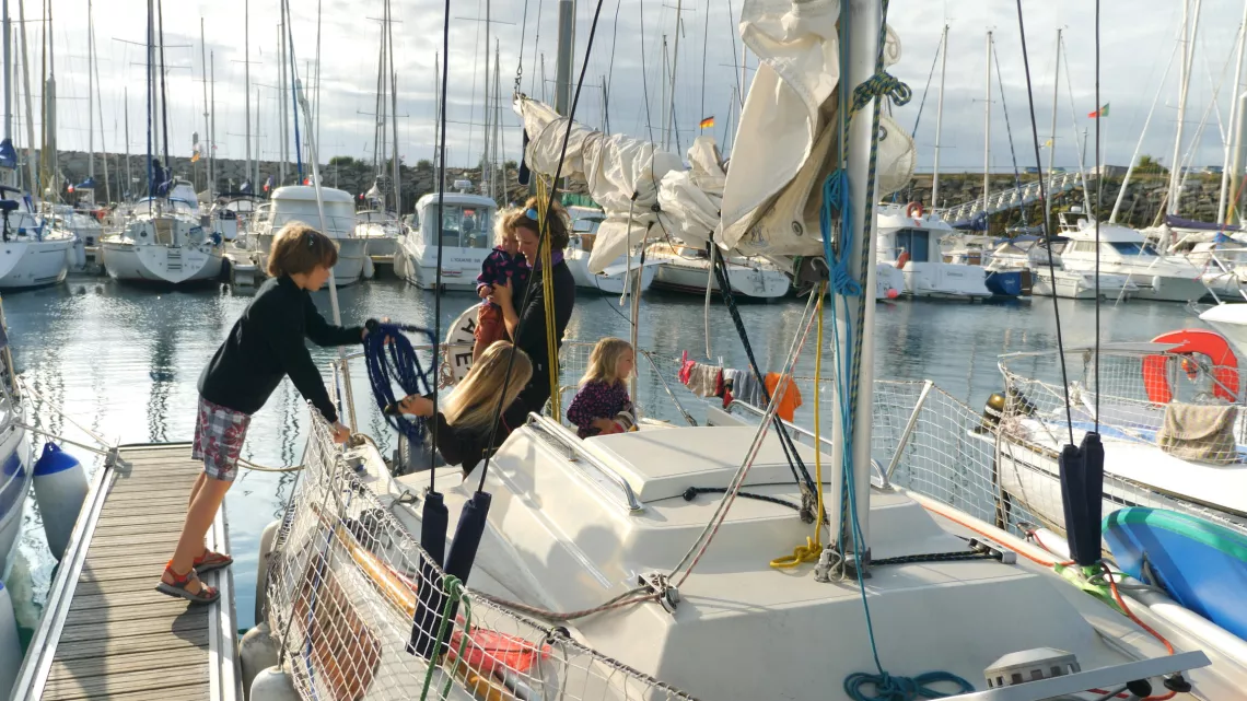 FAMILLE NOMBREUSE, UNE ECOLE DE LA VIE