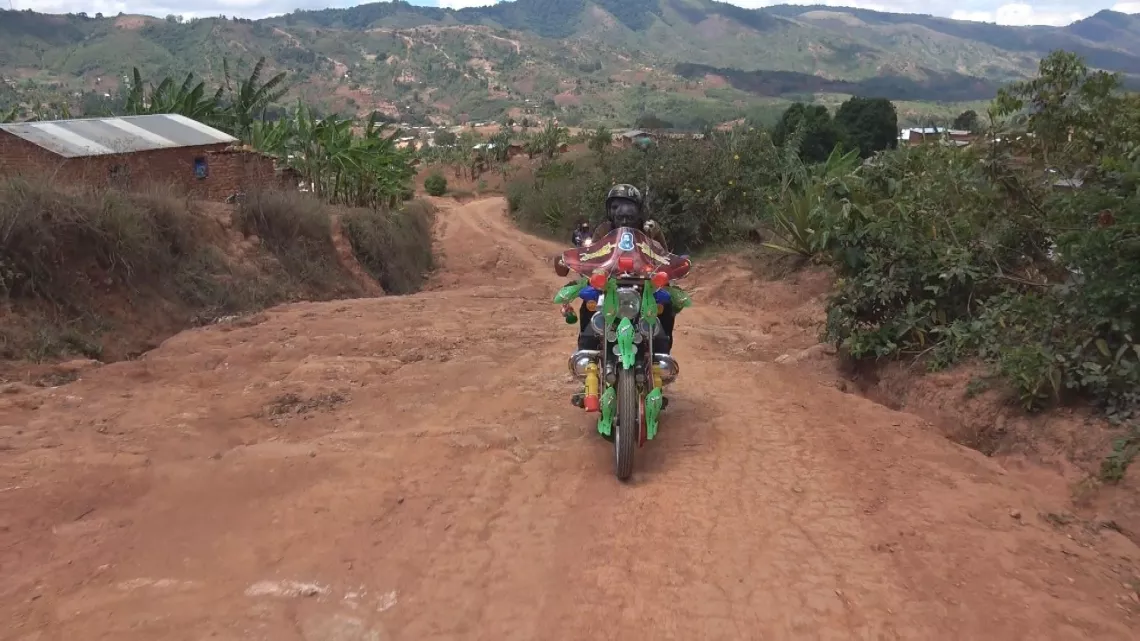 LES ROUTES DE L'IMPOSSIBLE