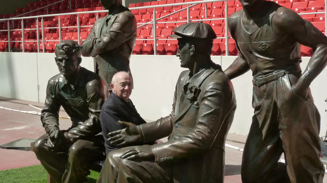 LE FOOTBALL, ARME DU KGB