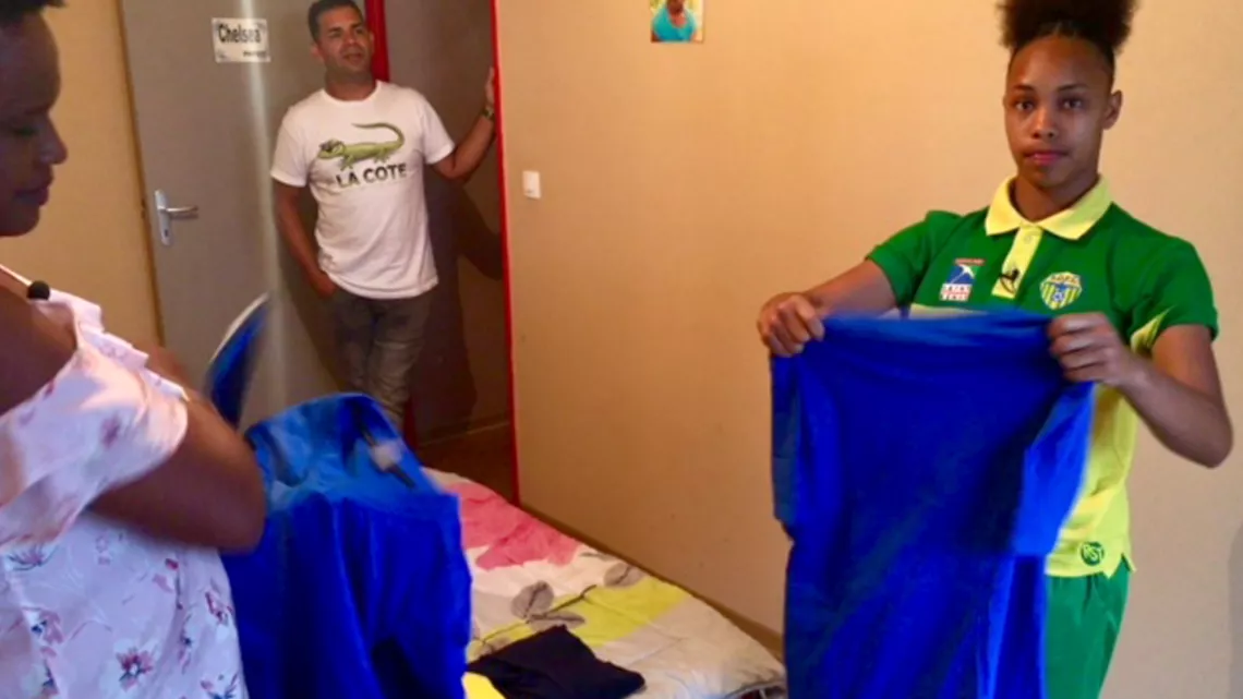 UN JOUR AVEC… SE MET A L’HEURE DE LA COUPE DU MONDE DE FOOTBALL