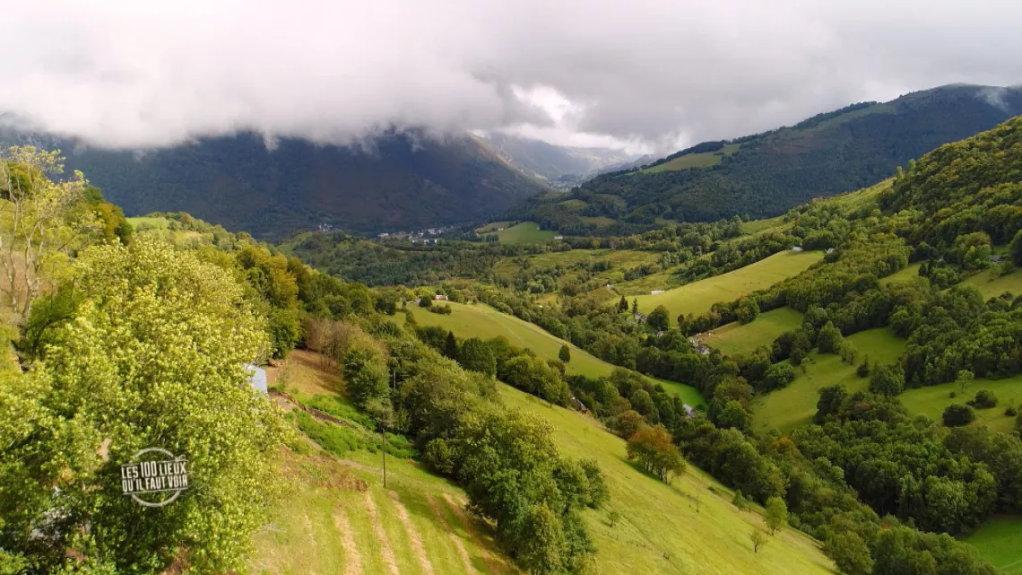 LES CENT LIEUX QU'IL FAUT VOIR