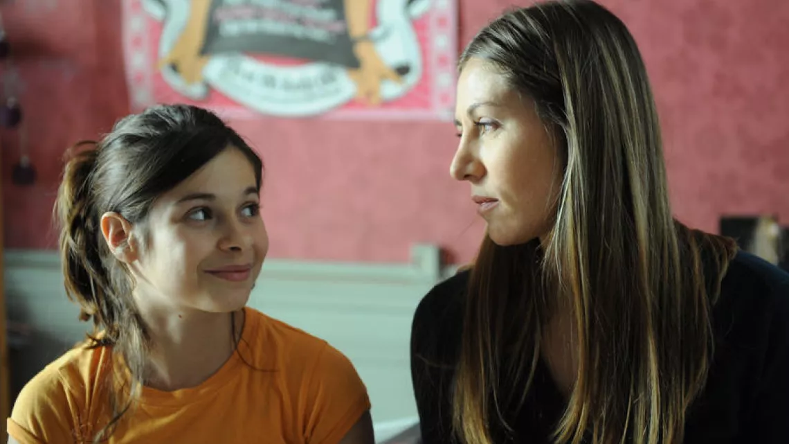 UNE SEMAINE SUR DEUX ET LA MOITIE DES VACANCES SCOLAIRES