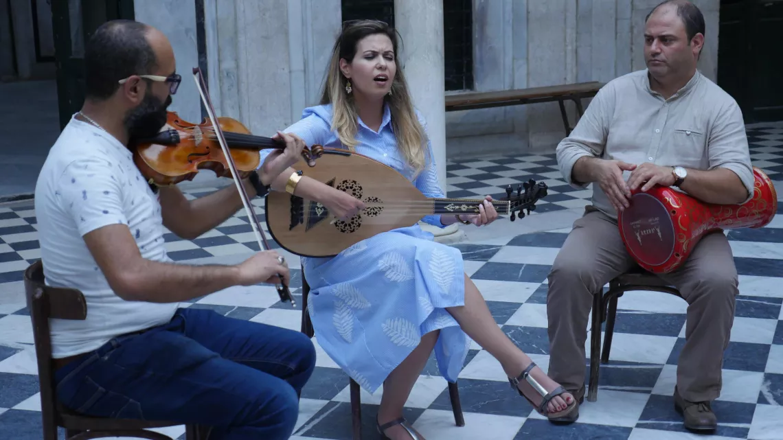 ÉCHAPPÉES BELLES