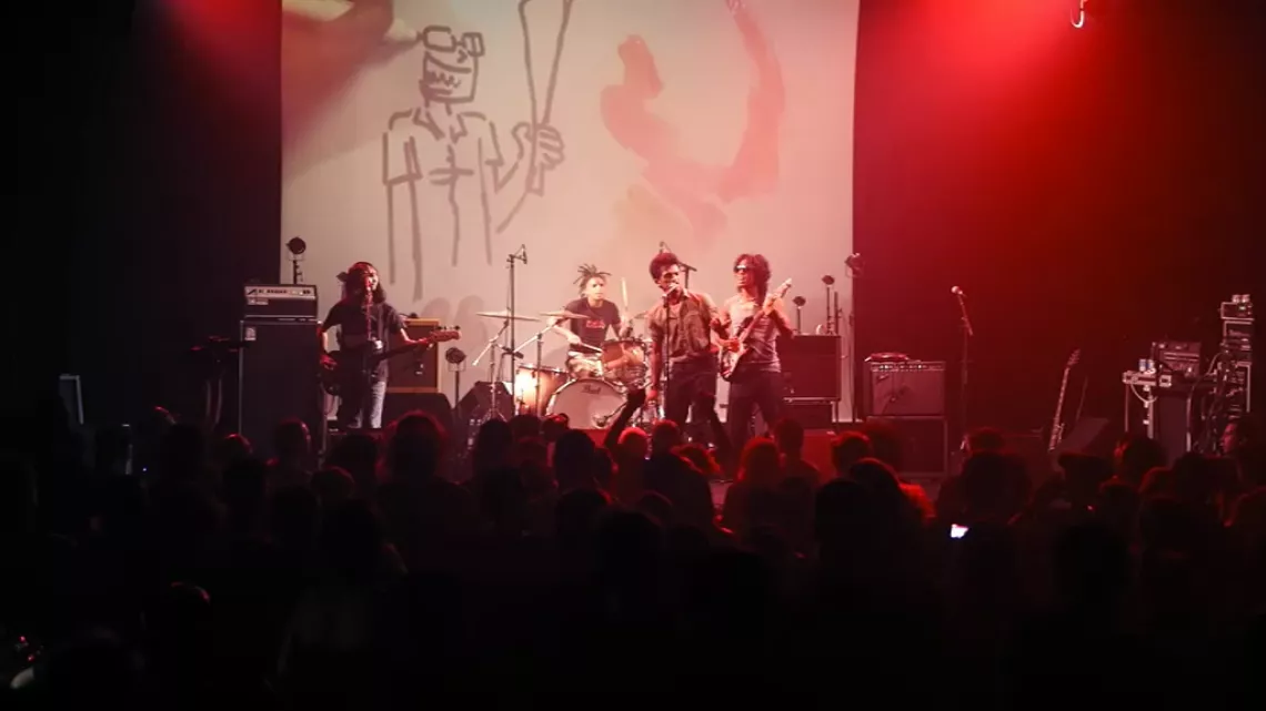 THE DIZZY BRAINS