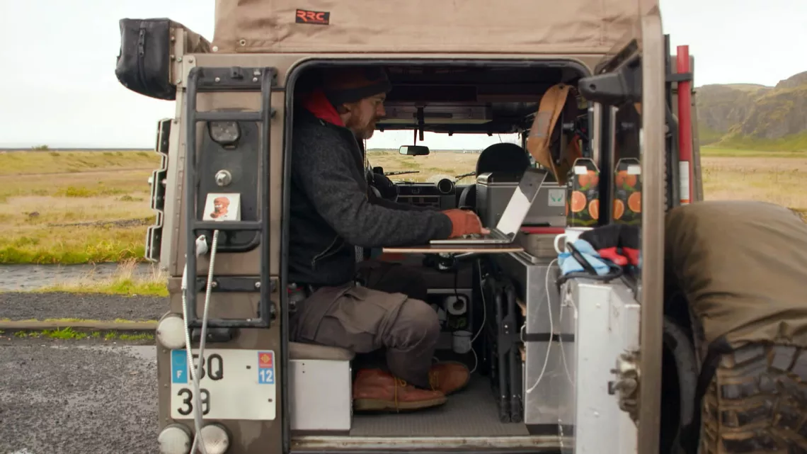 LES AVENTURIERS DU TRAVAIL NOMADE