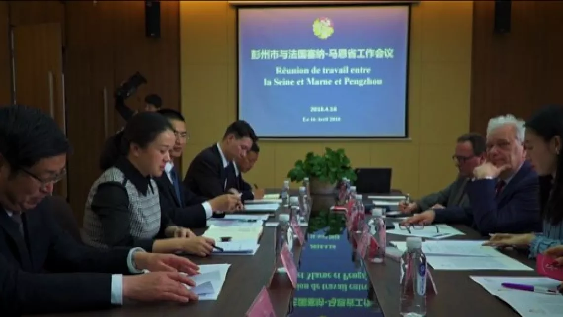 Le maire et les chinois